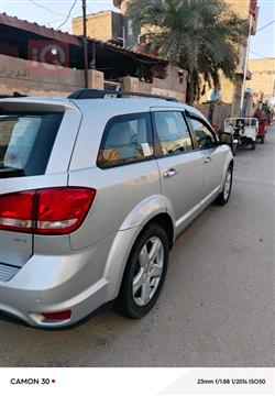 دودج جورني